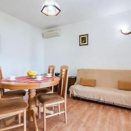 Seaside Oasis On Island Ugljan Apartmán *
